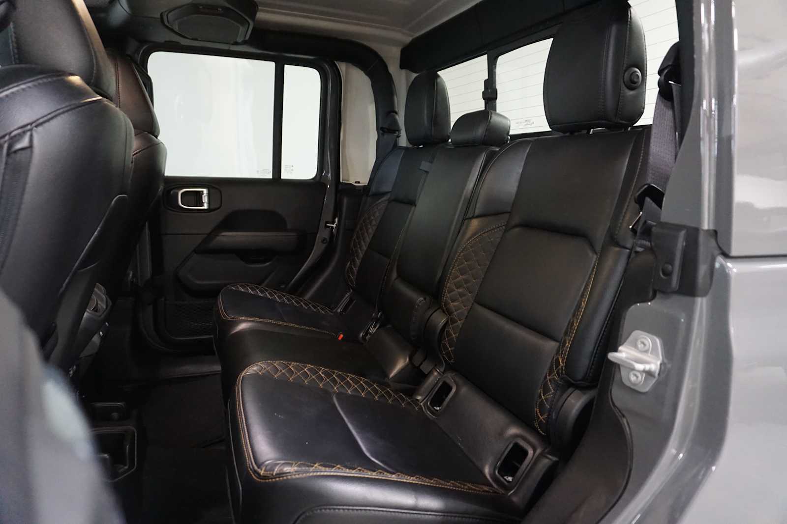 Thumbnail: 2023 Jeep Gladiator - 14