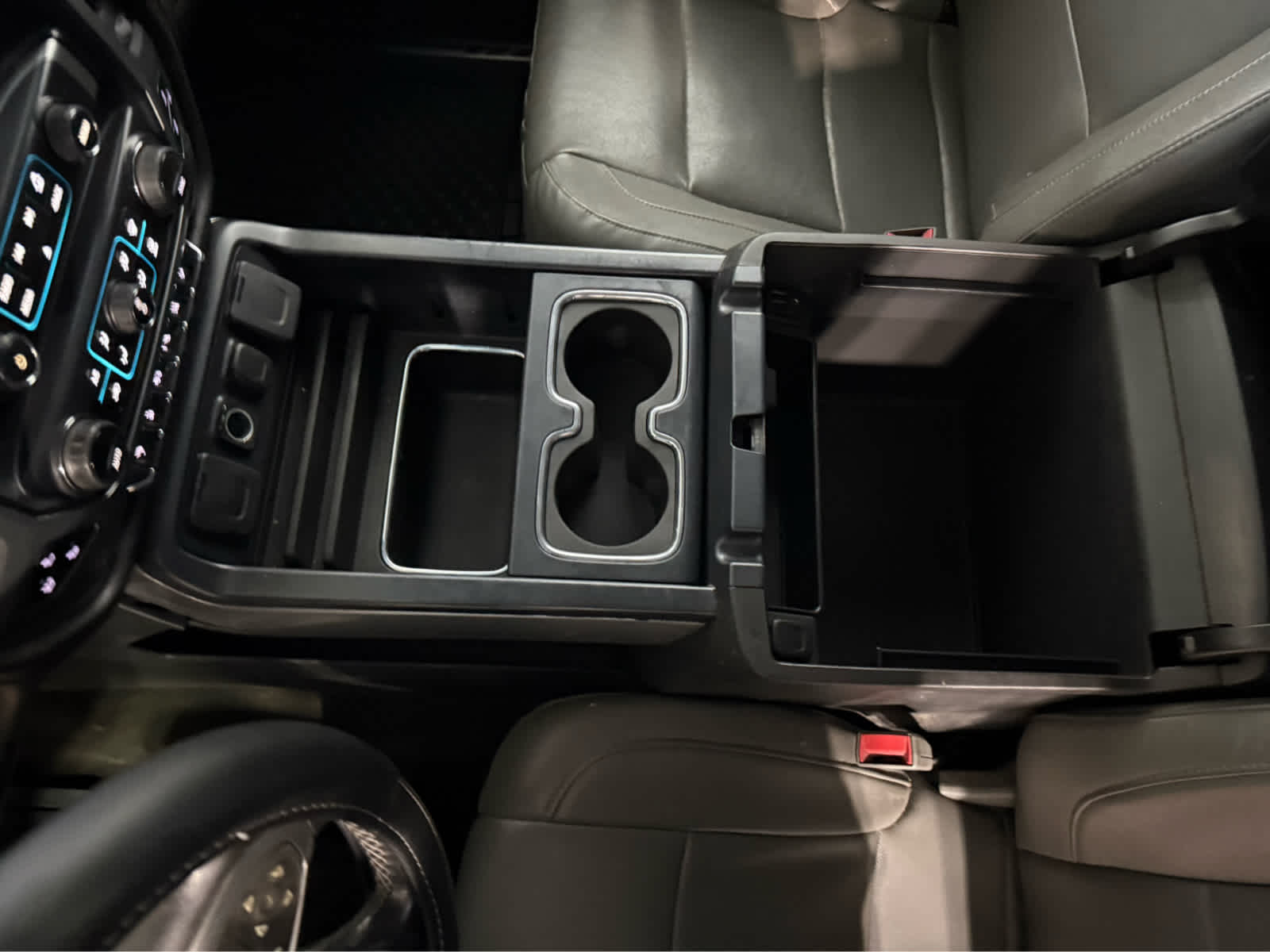 Thumbnail: 2014 Chevrolet Silverado 1500 - 24