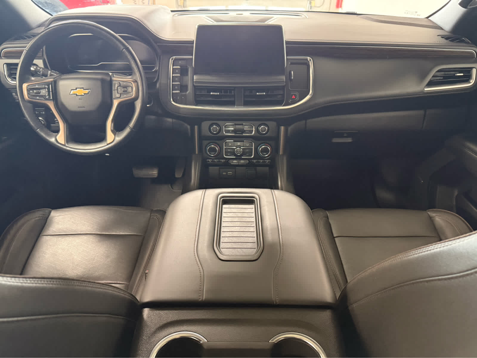 Thumbnail: 2022 Chevrolet Tahoe - 17