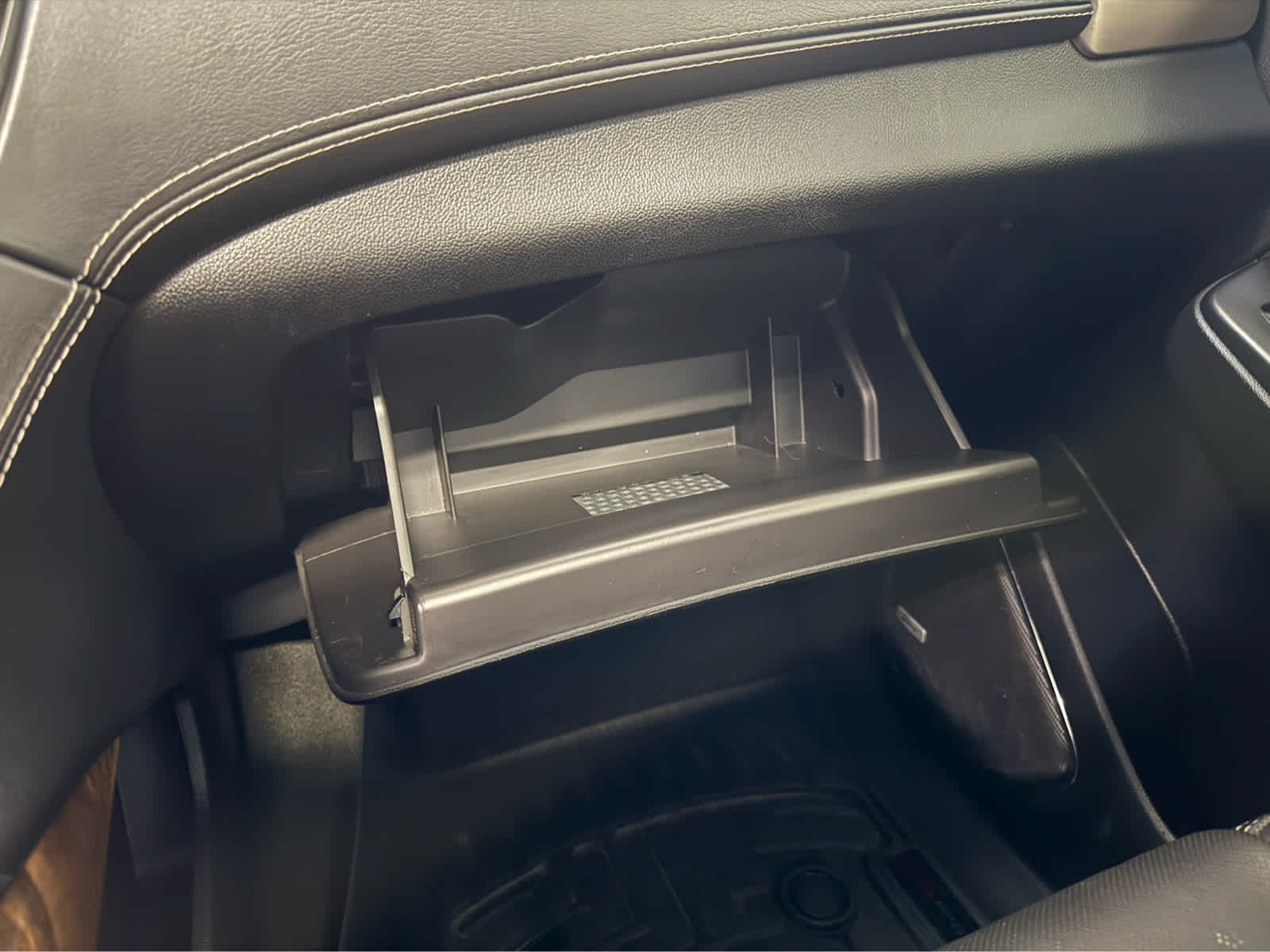 Thumbnail: 2016 GMC Yukon - 21