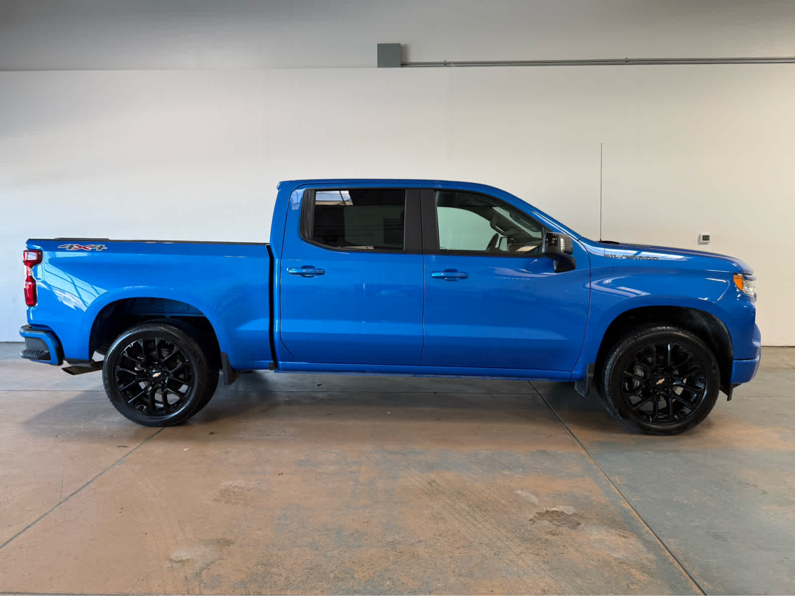 Thumbnail: 2025 Chevrolet Silverado 1500 - 6