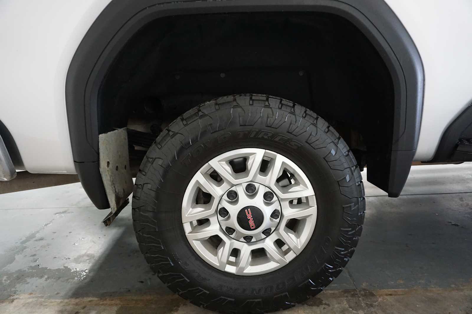 Thumbnail: 2023 GMC Sierra 2500 - 10