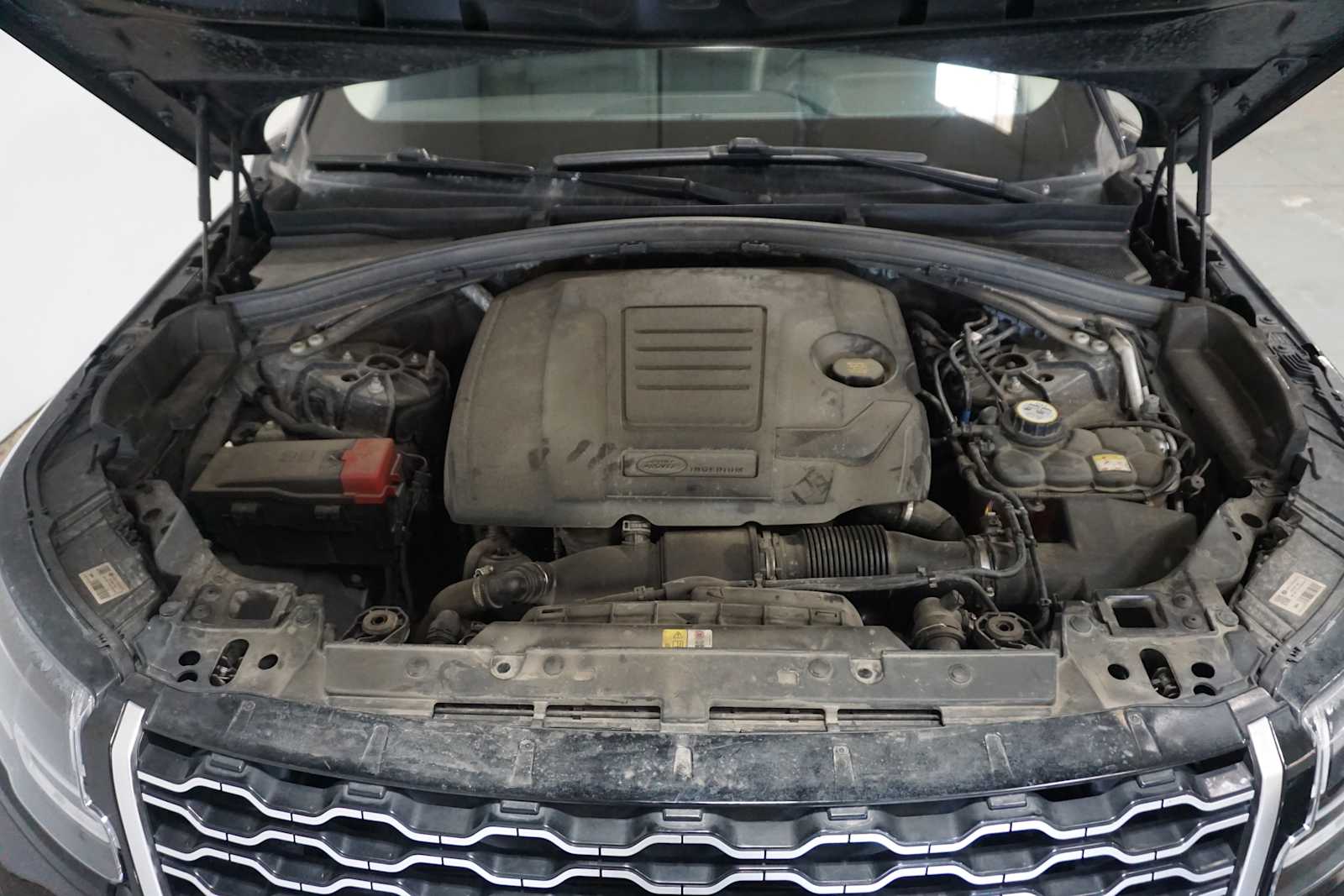 Thumbnail: 2020 Land Rover Range Rover Velar - 10