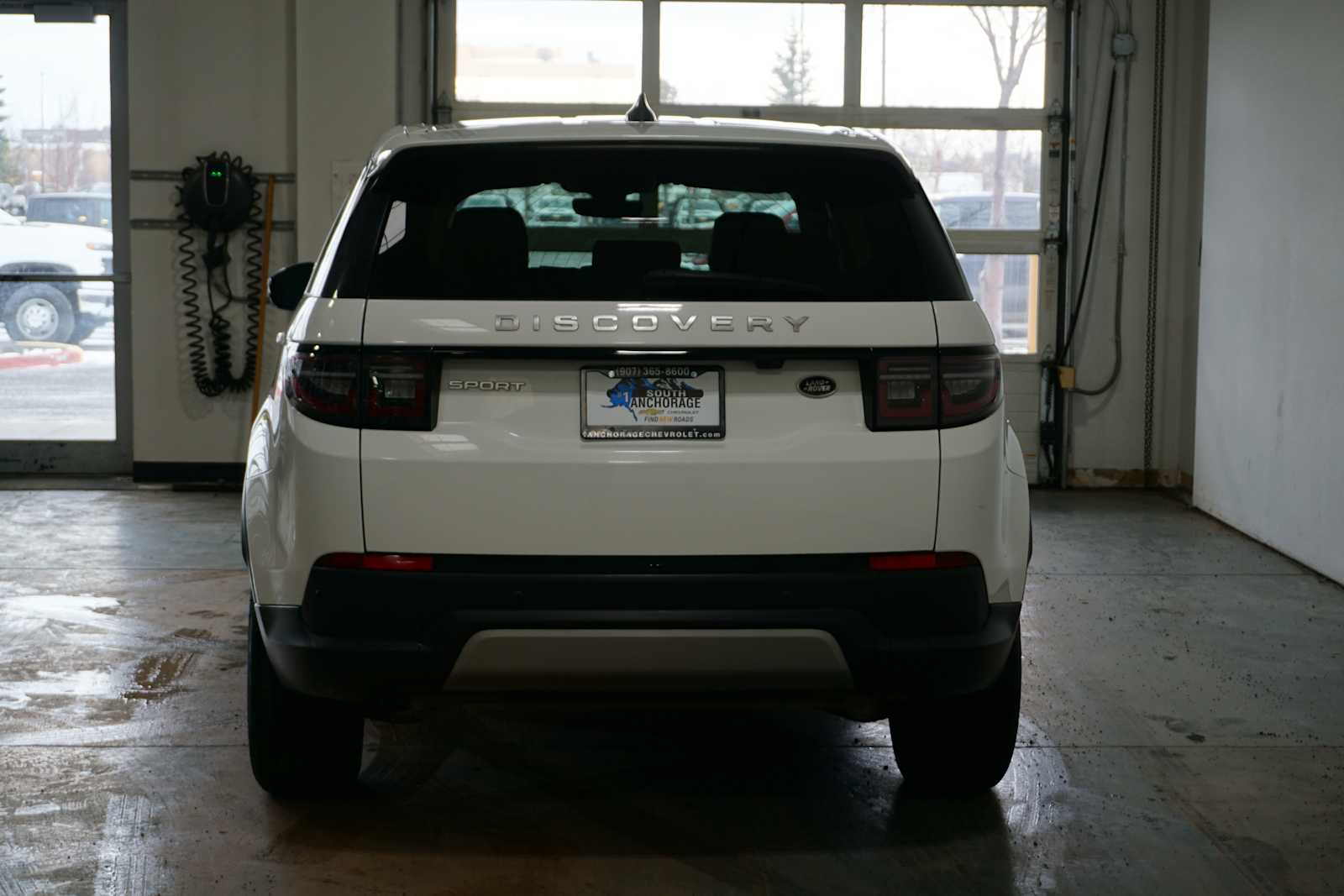 Thumbnail: 2022 Land Rover Discovery Sport - 5