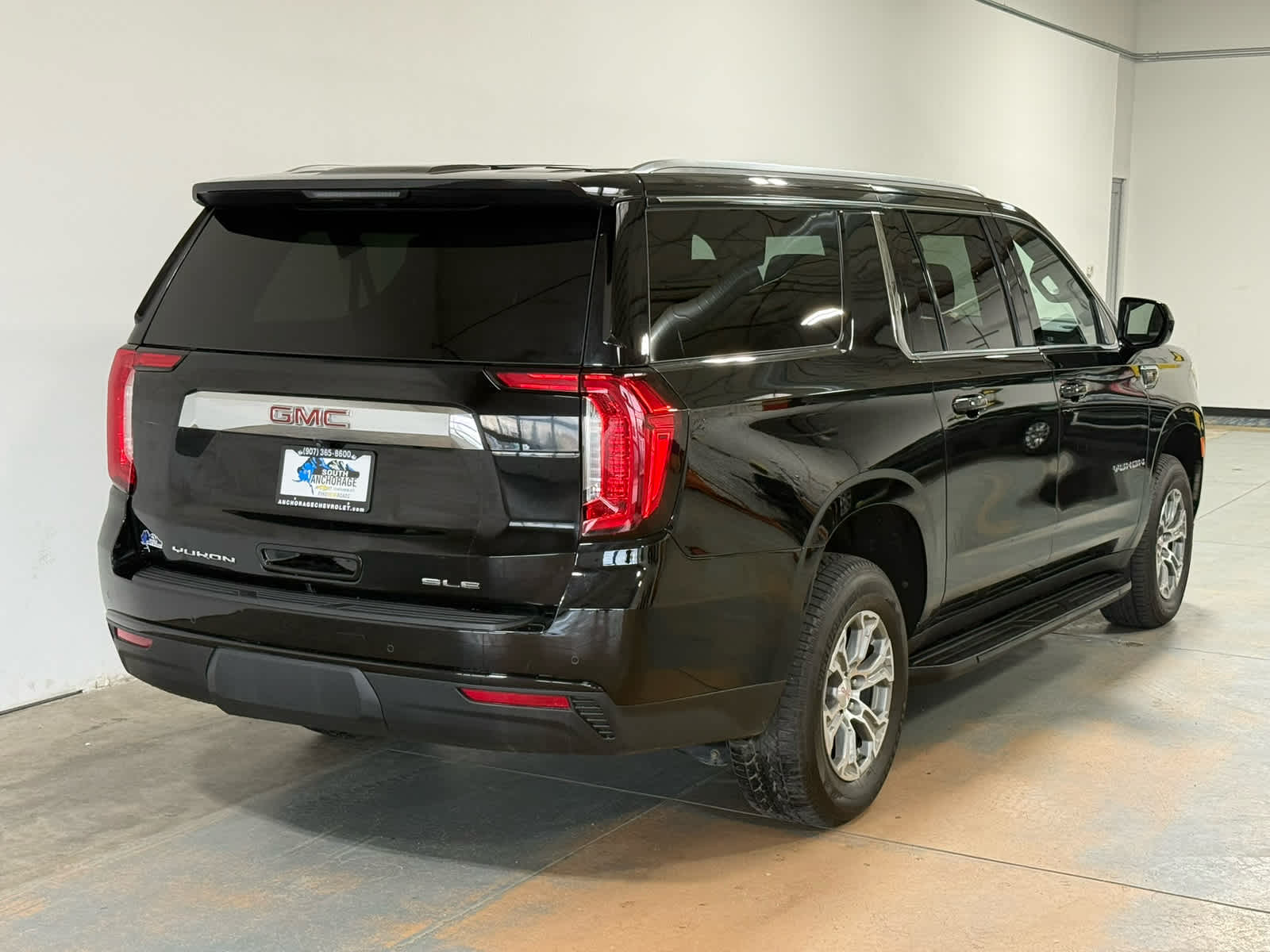 Thumbnail: 2024 GMC Yukon XL - 7