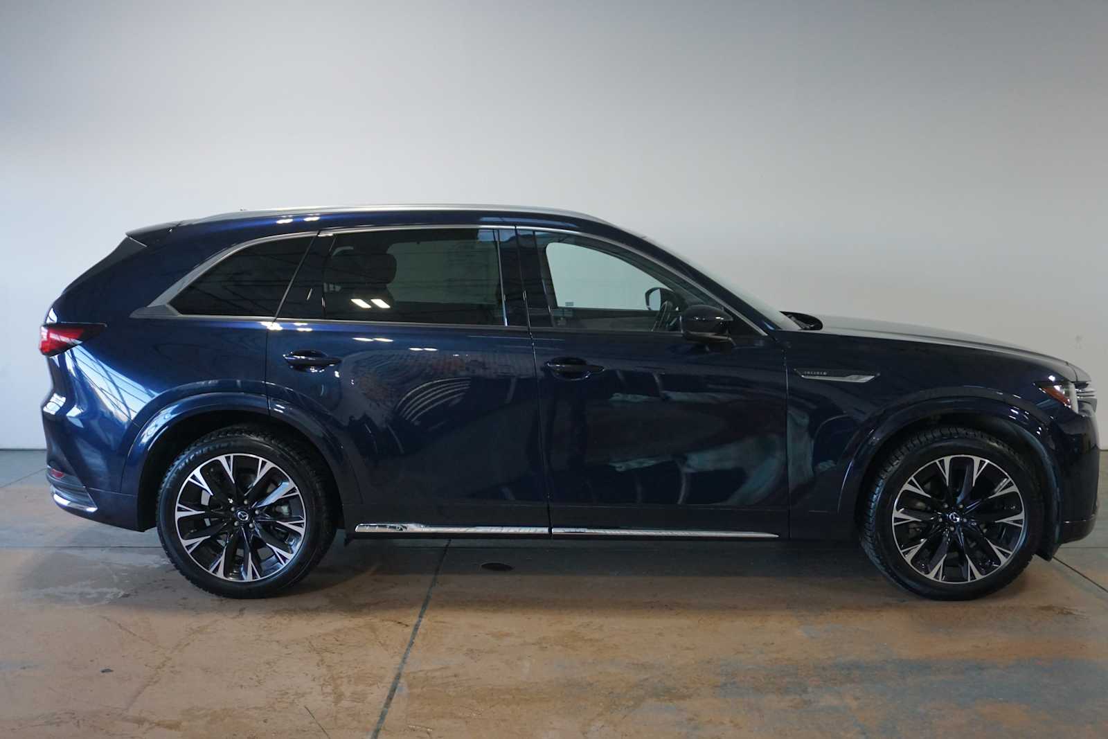 Thumbnail: 2024 Mazda CX-90 - 6