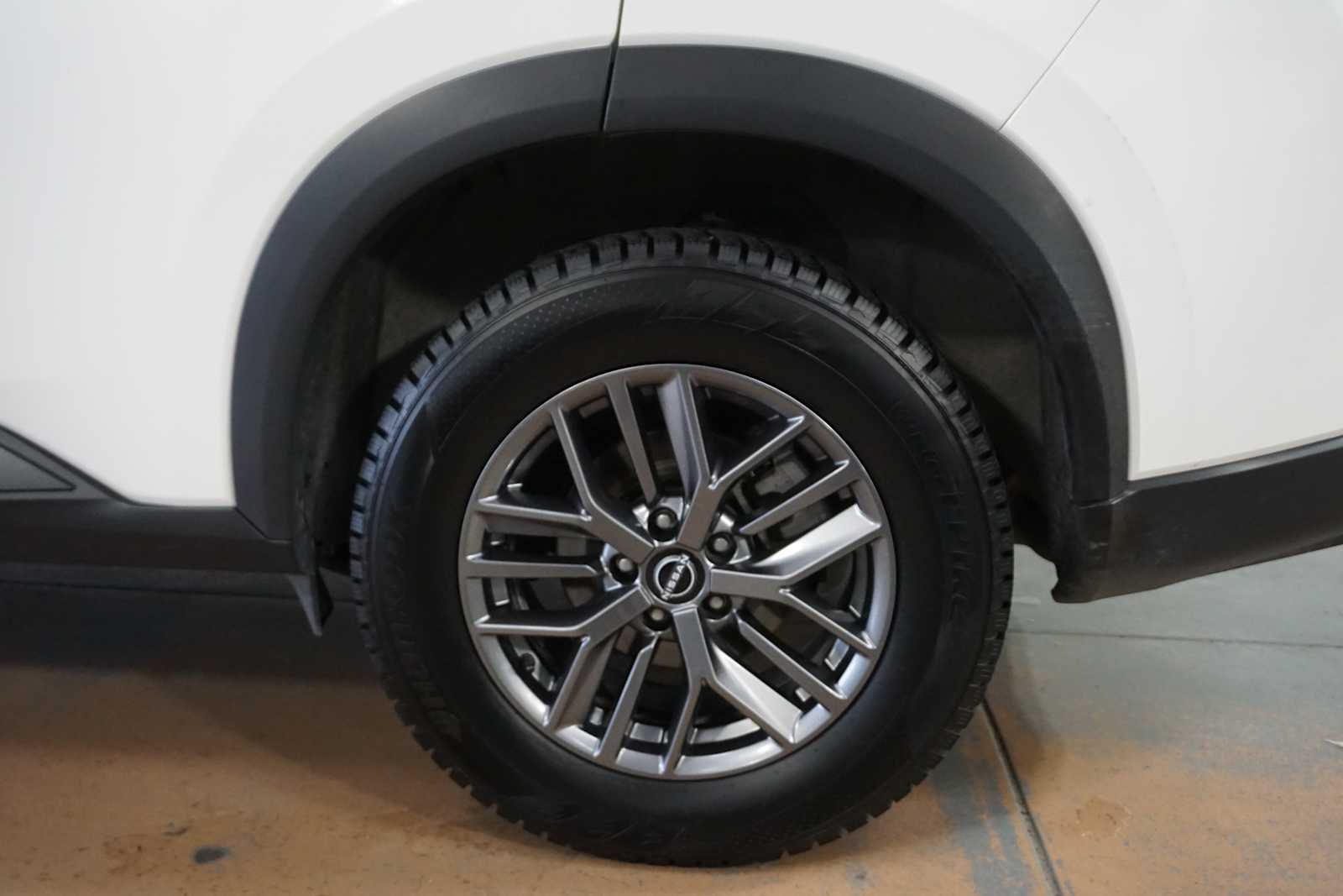 Thumbnail: 2024 Nissan Rogue - 11