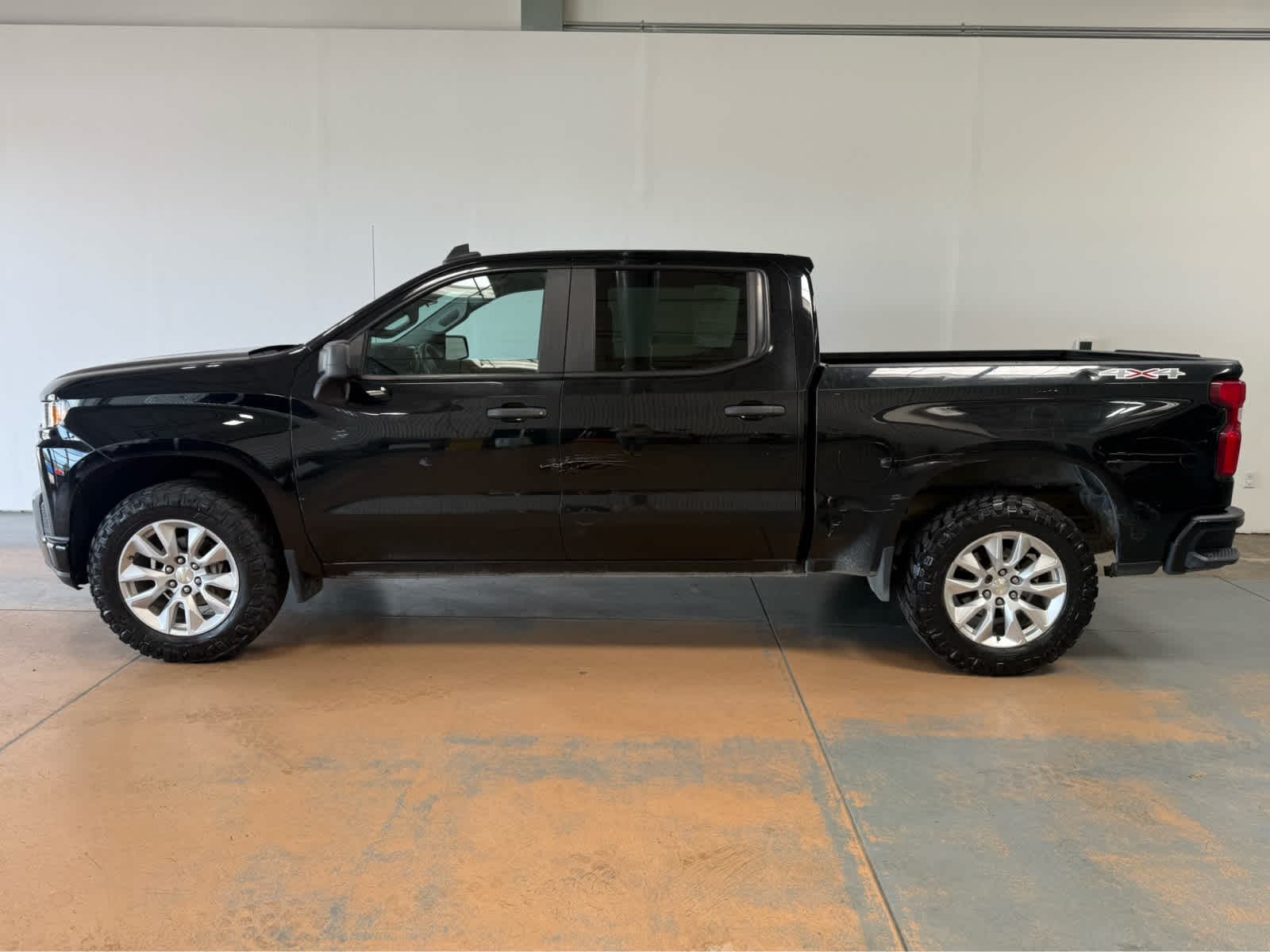 Thumbnail: 2019 Chevrolet Silverado 1500 - 2