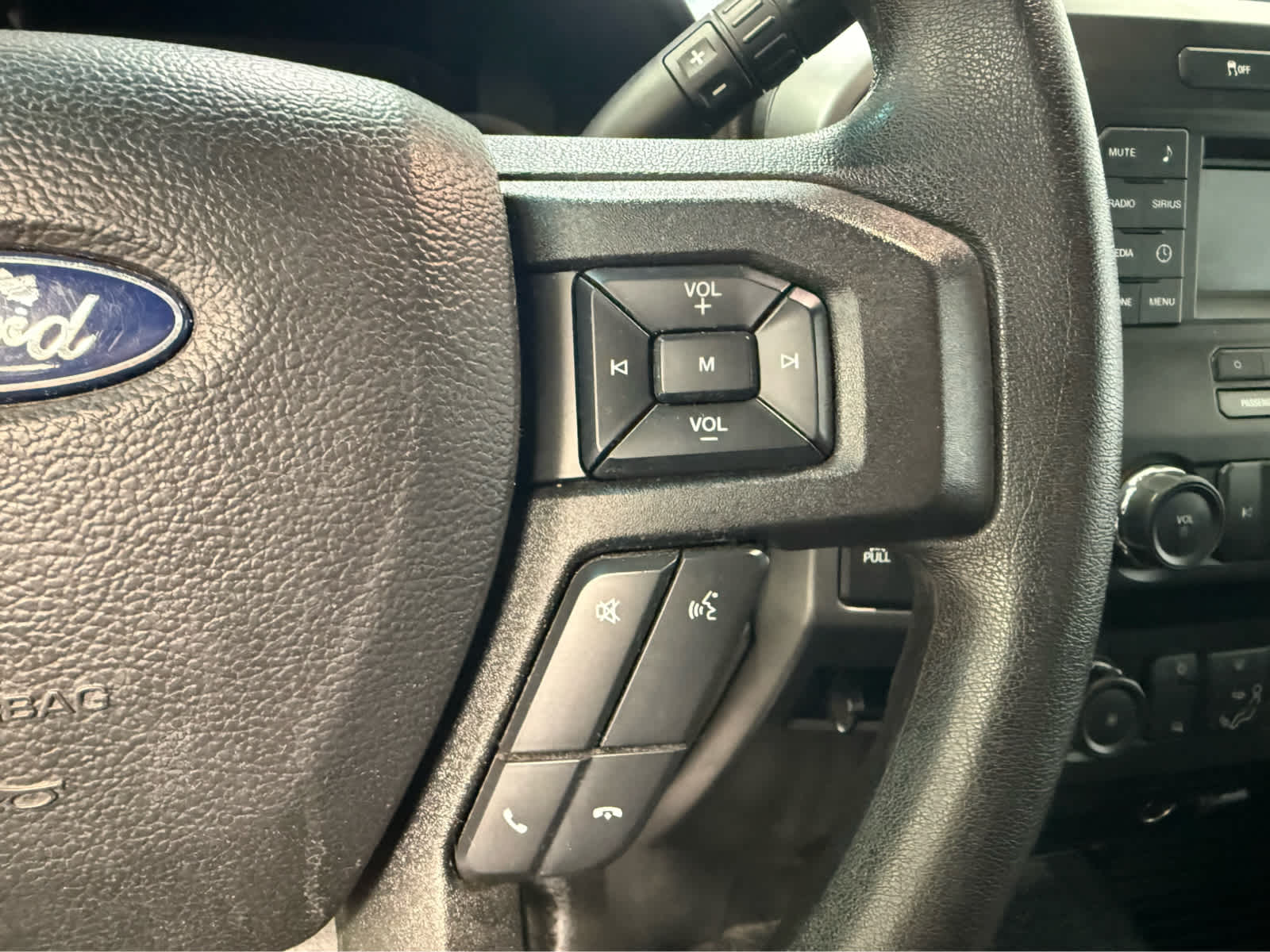 Thumbnail: 2019 Ford F-350 - 17