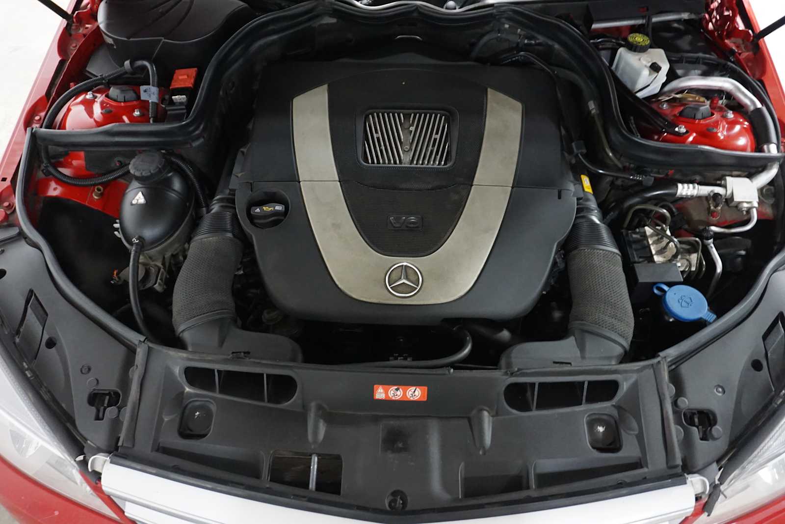 Thumbnail: 2010 Mercedes-Benz C-Class - 12