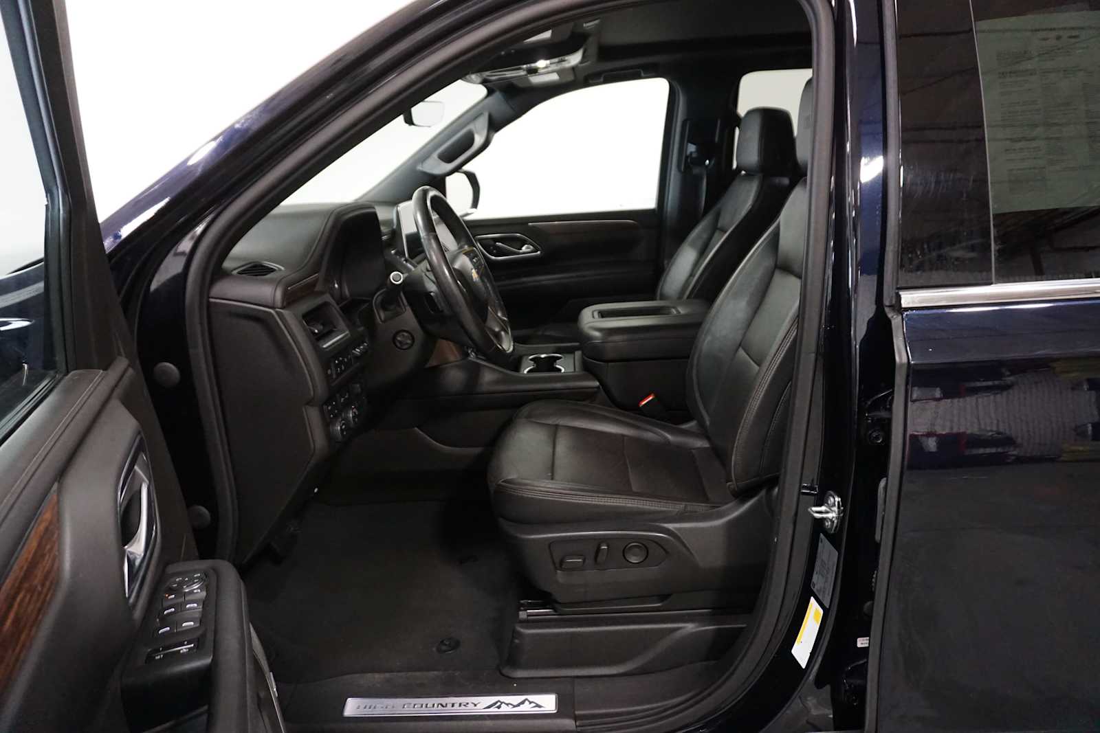 Thumbnail: 2021 Chevrolet Tahoe - 2