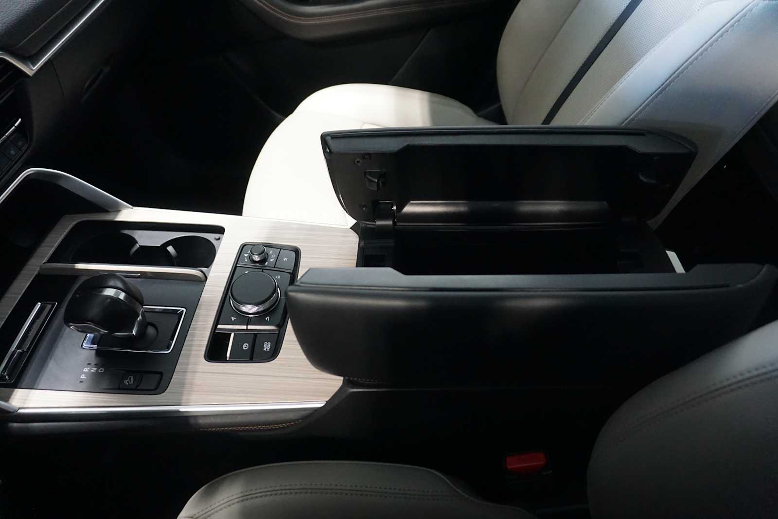 Thumbnail: 2024 Mazda CX-90 - 22