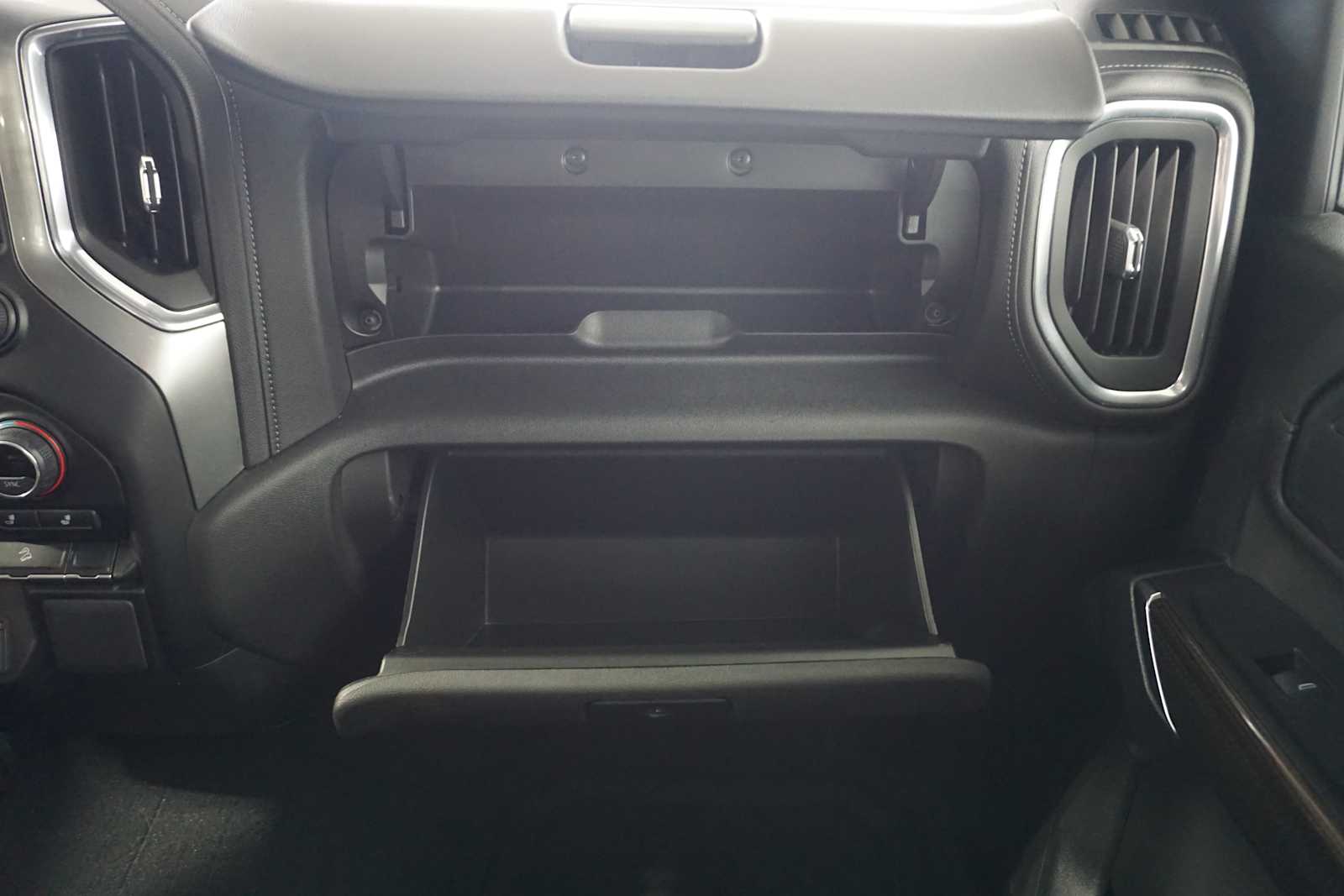 Thumbnail: 2021 Chevrolet Silverado 2500 - 15