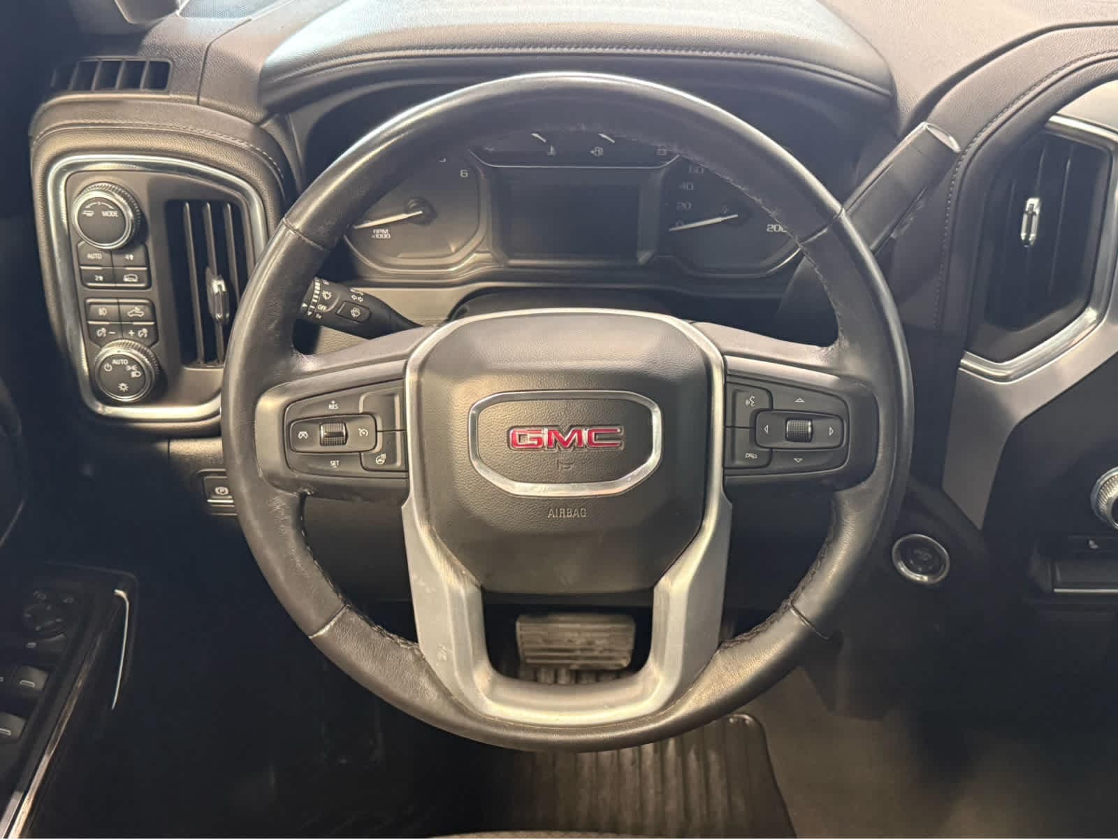 Thumbnail: 2022 GMC Sierra 1500 - 18