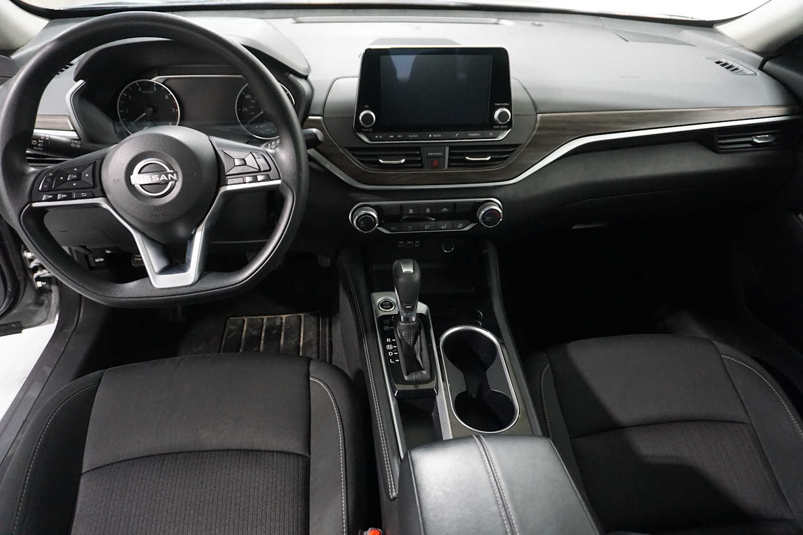 Thumbnail: 2023 Nissan Altima - 18