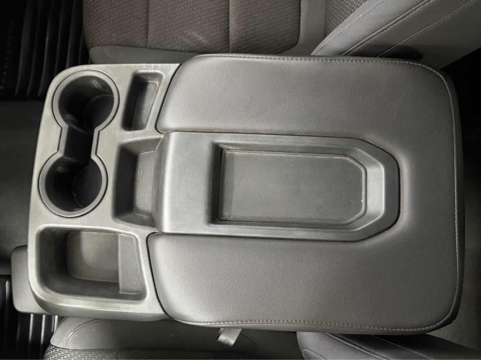 Thumbnail: 2019 Chevrolet Silverado 1500 - 22