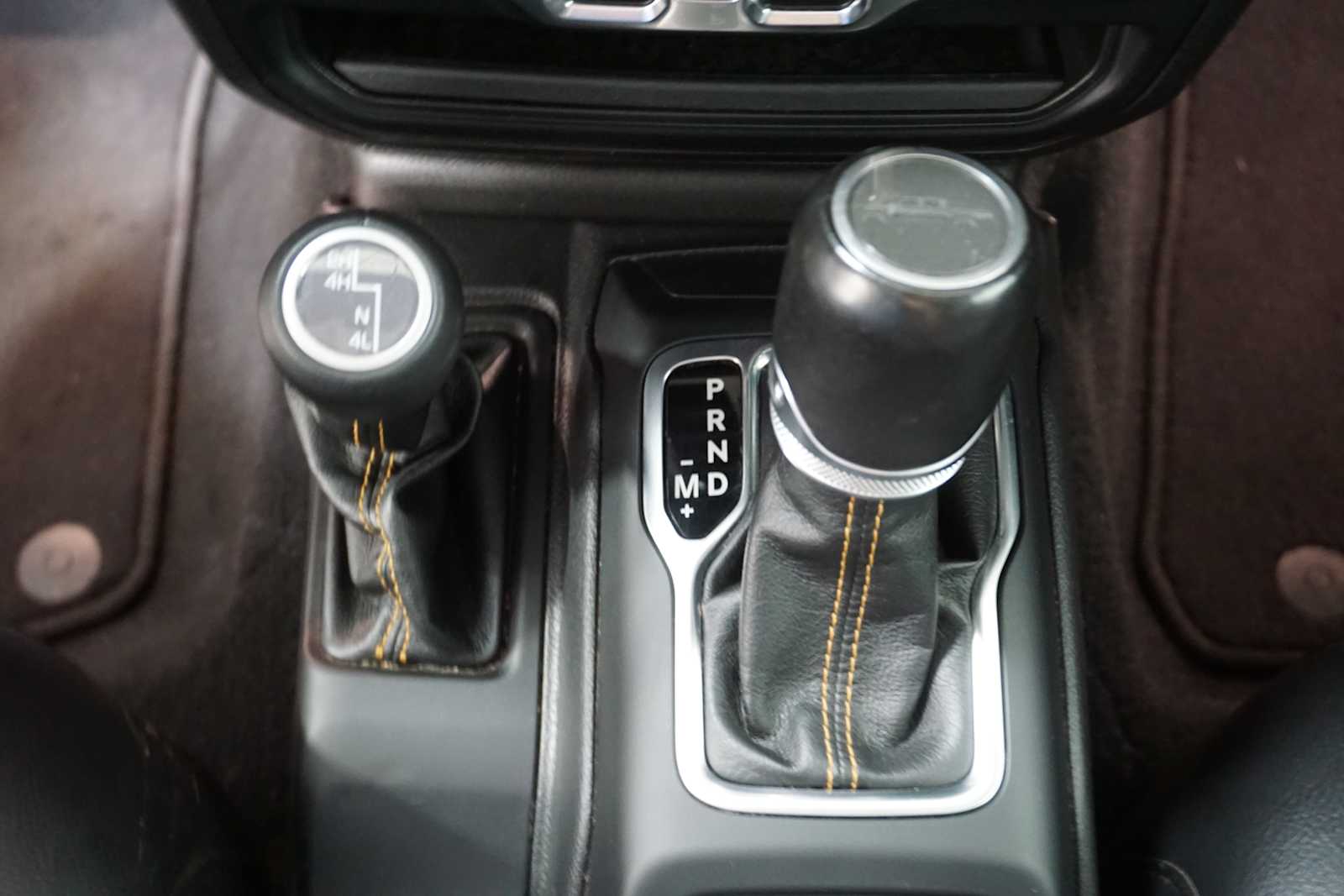 Thumbnail: 2023 Jeep Gladiator - 22