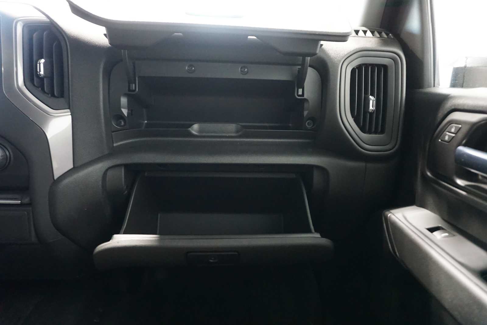 Thumbnail: 2023 Chevrolet Silverado 2500 - 14