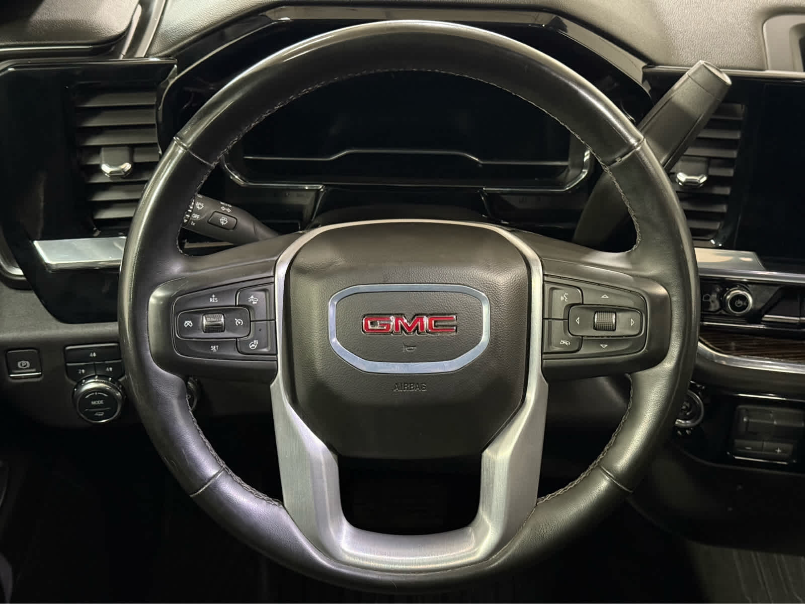 Thumbnail: 2024 GMC Sierra 2500 - 17