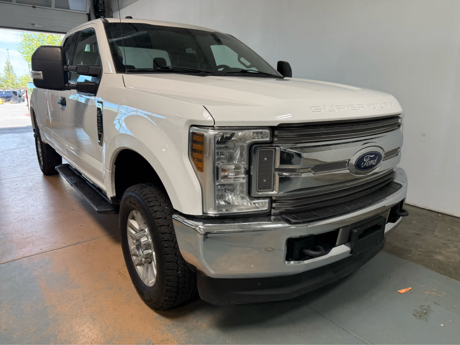 Thumbnail: 2019 Ford F-350 - 4