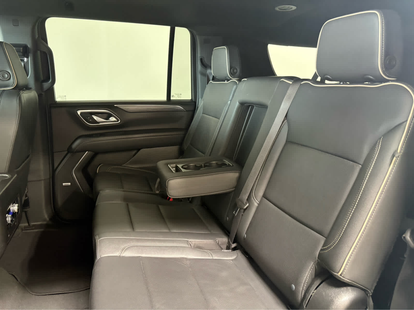Thumbnail: 2024 GMC Yukon XL - 15
