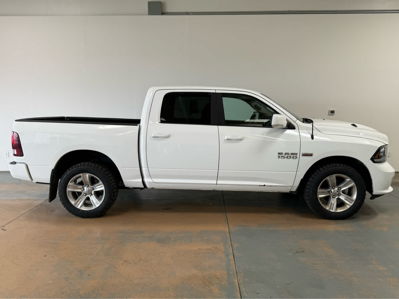 Thumbnail: 2017 RAM 1500 - 6