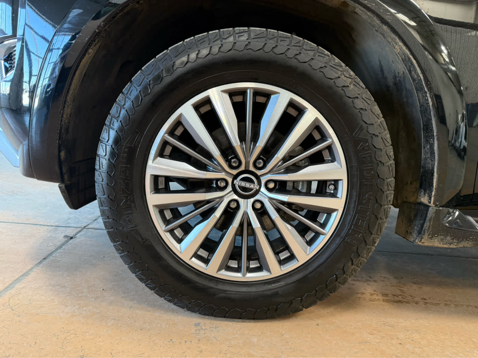 Thumbnail: 2022 Nissan Armada - 8