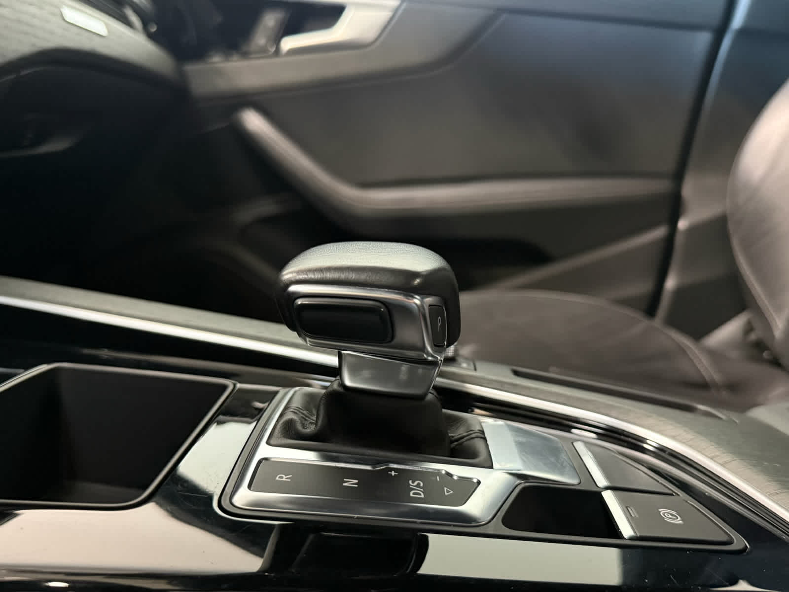 Thumbnail: 2024 Audi A5 - 24