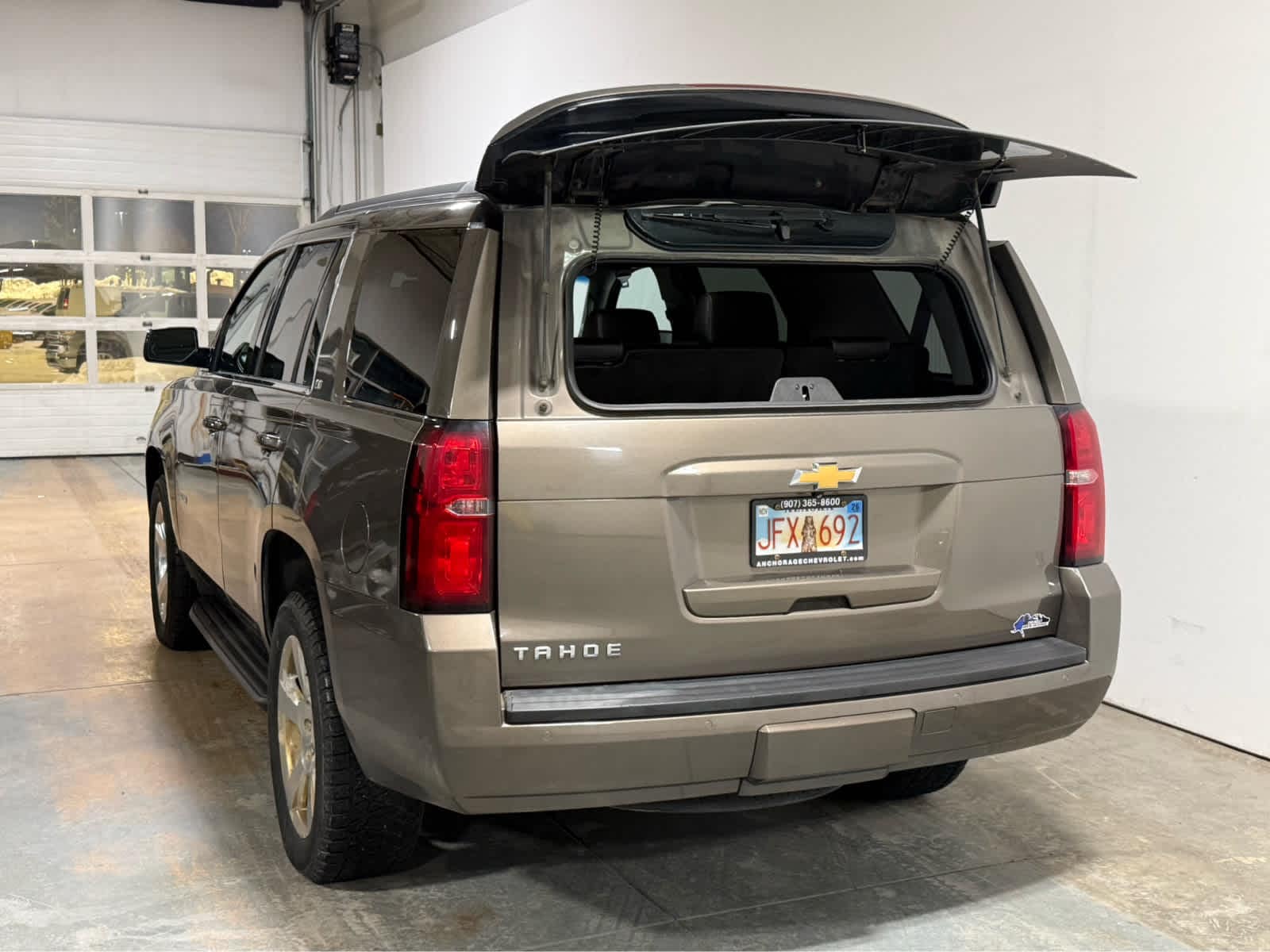 Thumbnail: 2016 Chevrolet Tahoe - 4