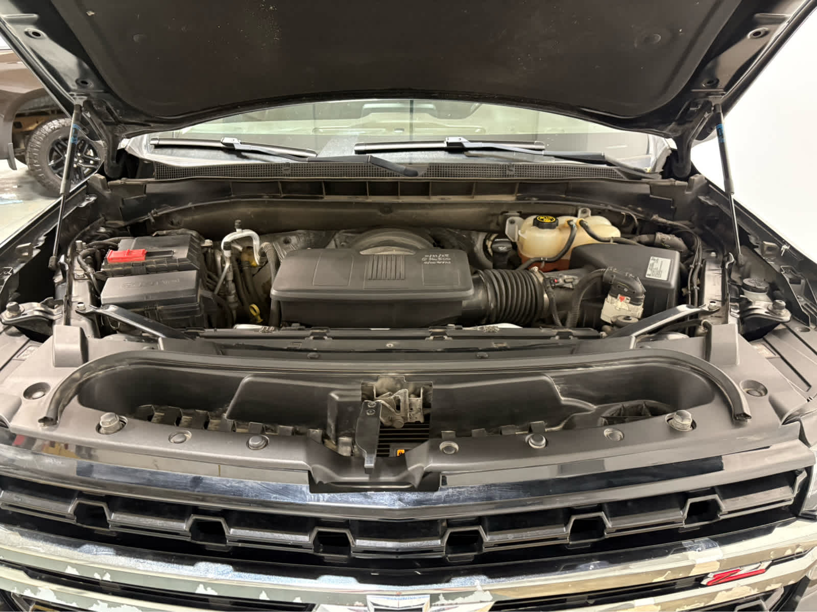 Thumbnail: 2021 Chevrolet Tahoe - 12