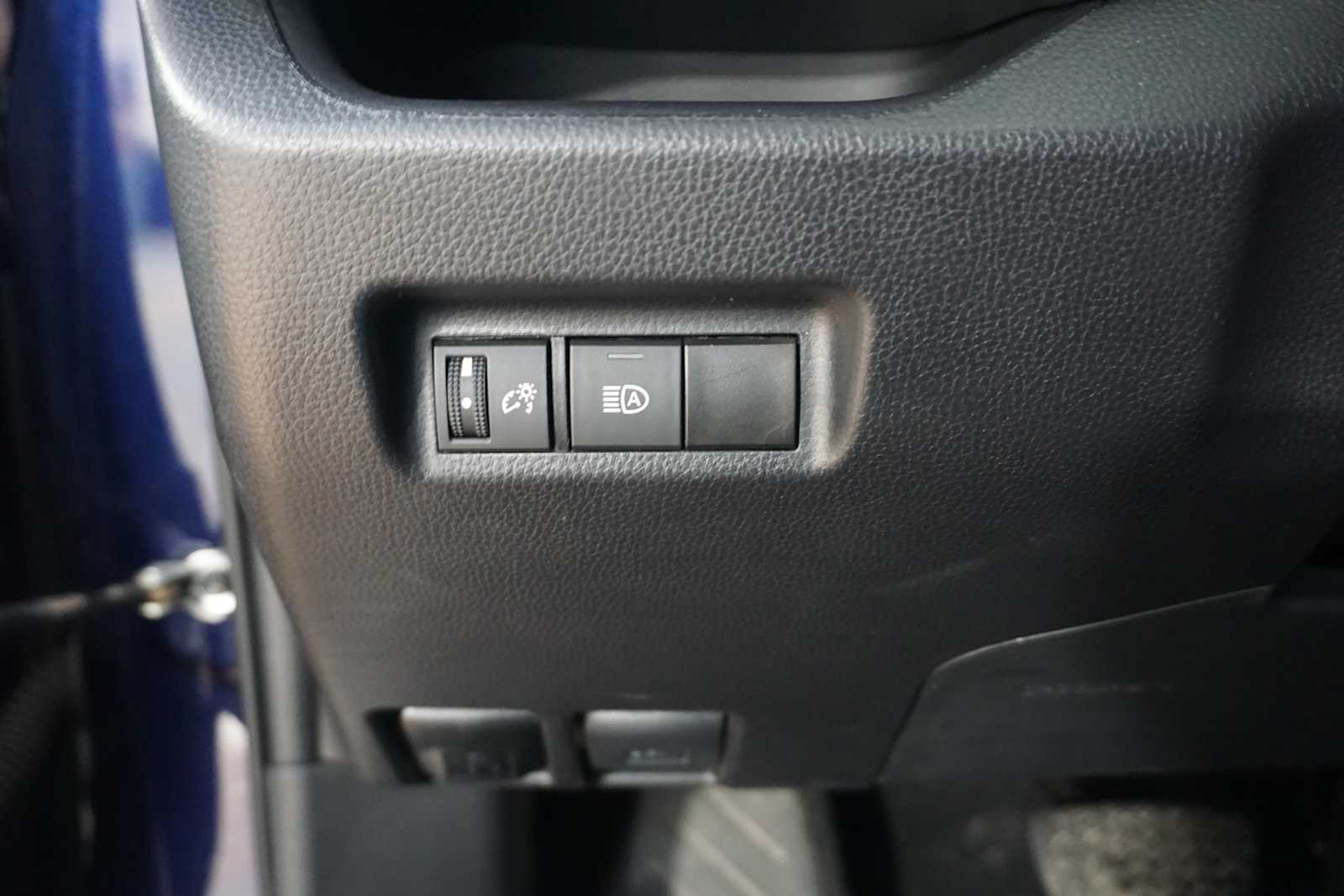 Thumbnail: 2024 Toyota RAV4 - 25