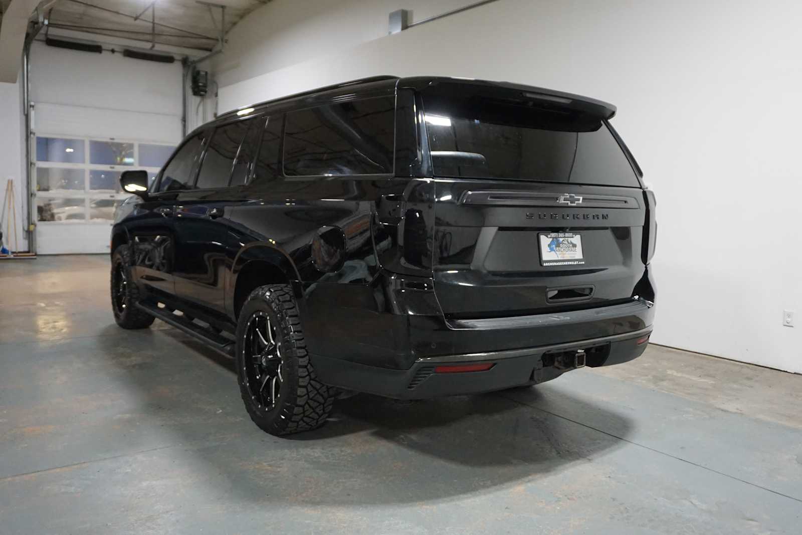 Thumbnail: 2021 Chevrolet Suburban - 3