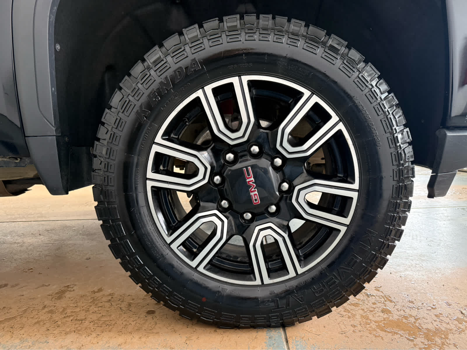 Thumbnail: 2022 GMC Sierra 3500 - 11