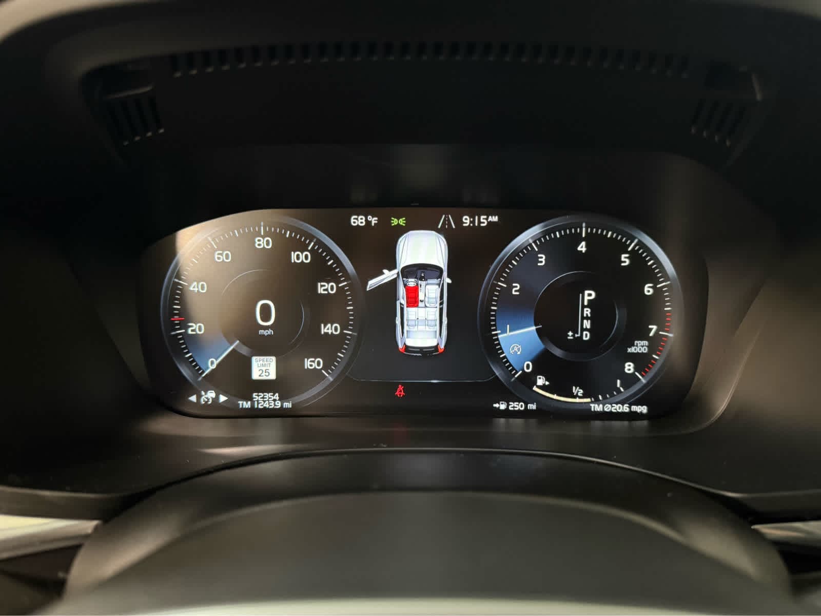 Thumbnail: 2019 Volvo XC60 - 27