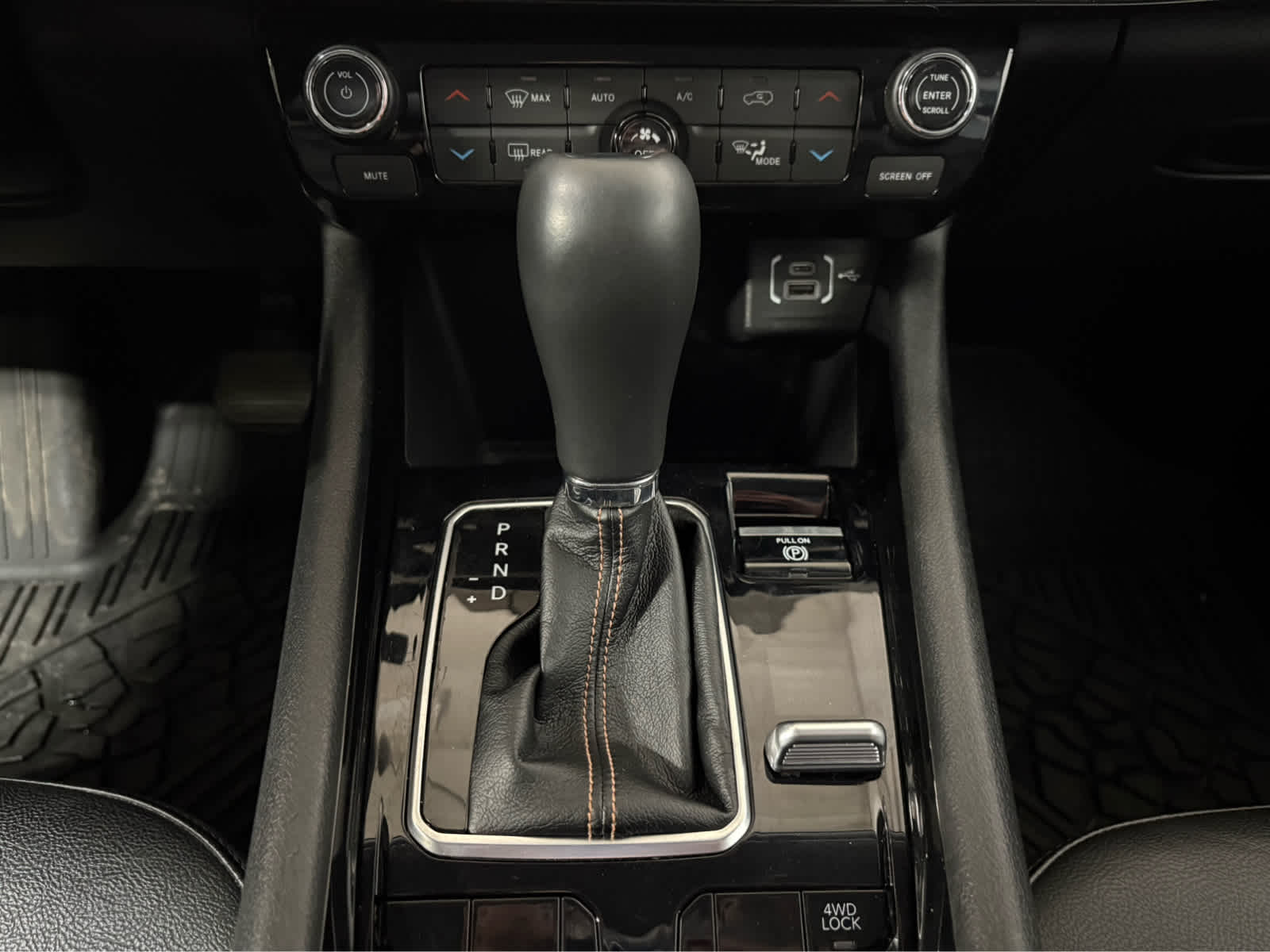 Thumbnail: 2022 Jeep Compass - 23