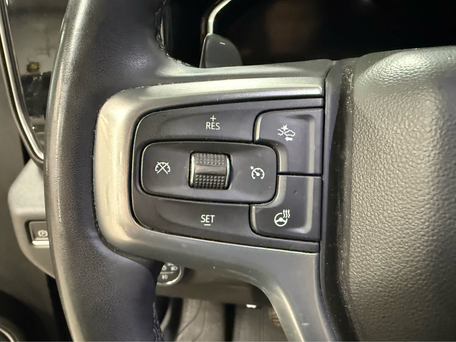 Thumbnail: 2023 Chevrolet Silverado 1500 - 19