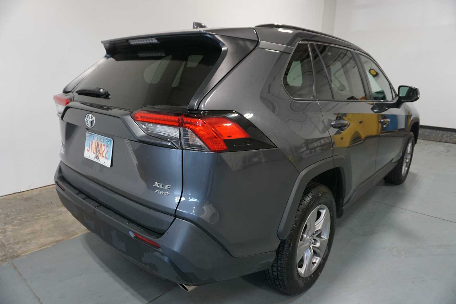 Thumbnail: 2024 Toyota RAV4 - 8