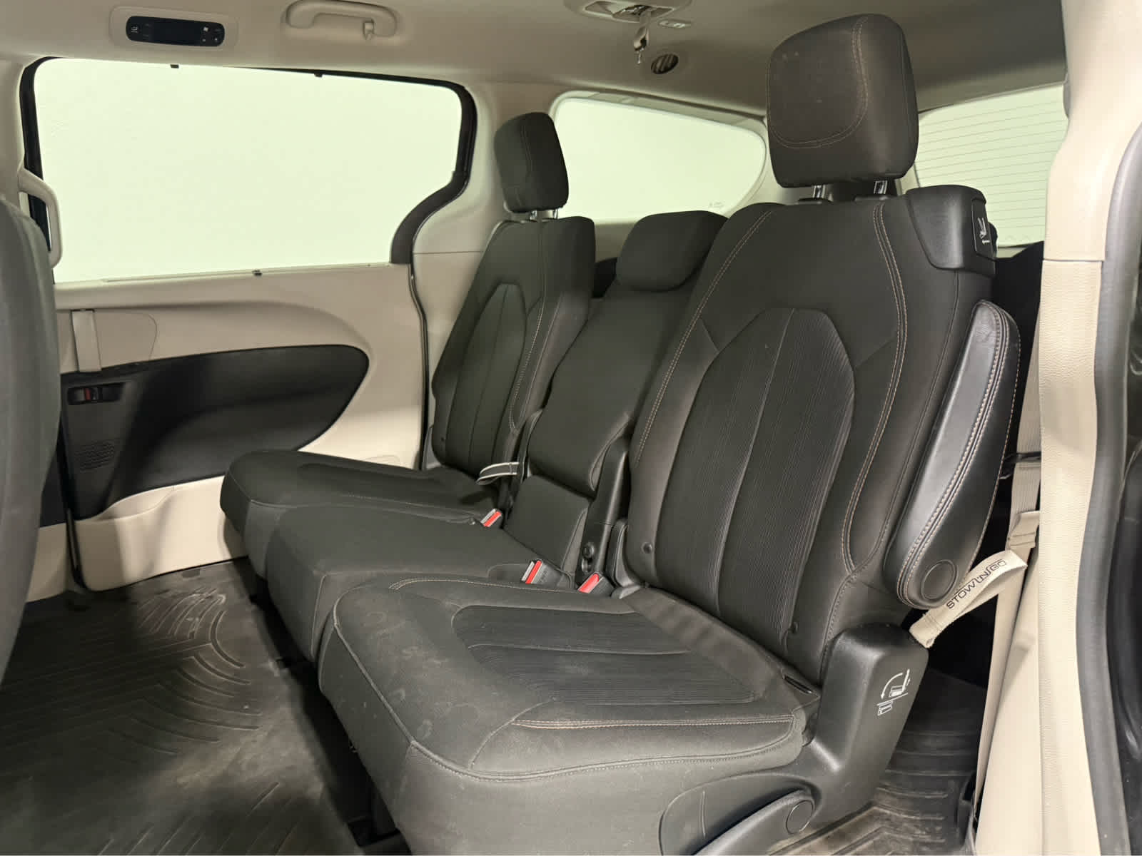 Thumbnail: 2019 Chrysler Pacifica - 14