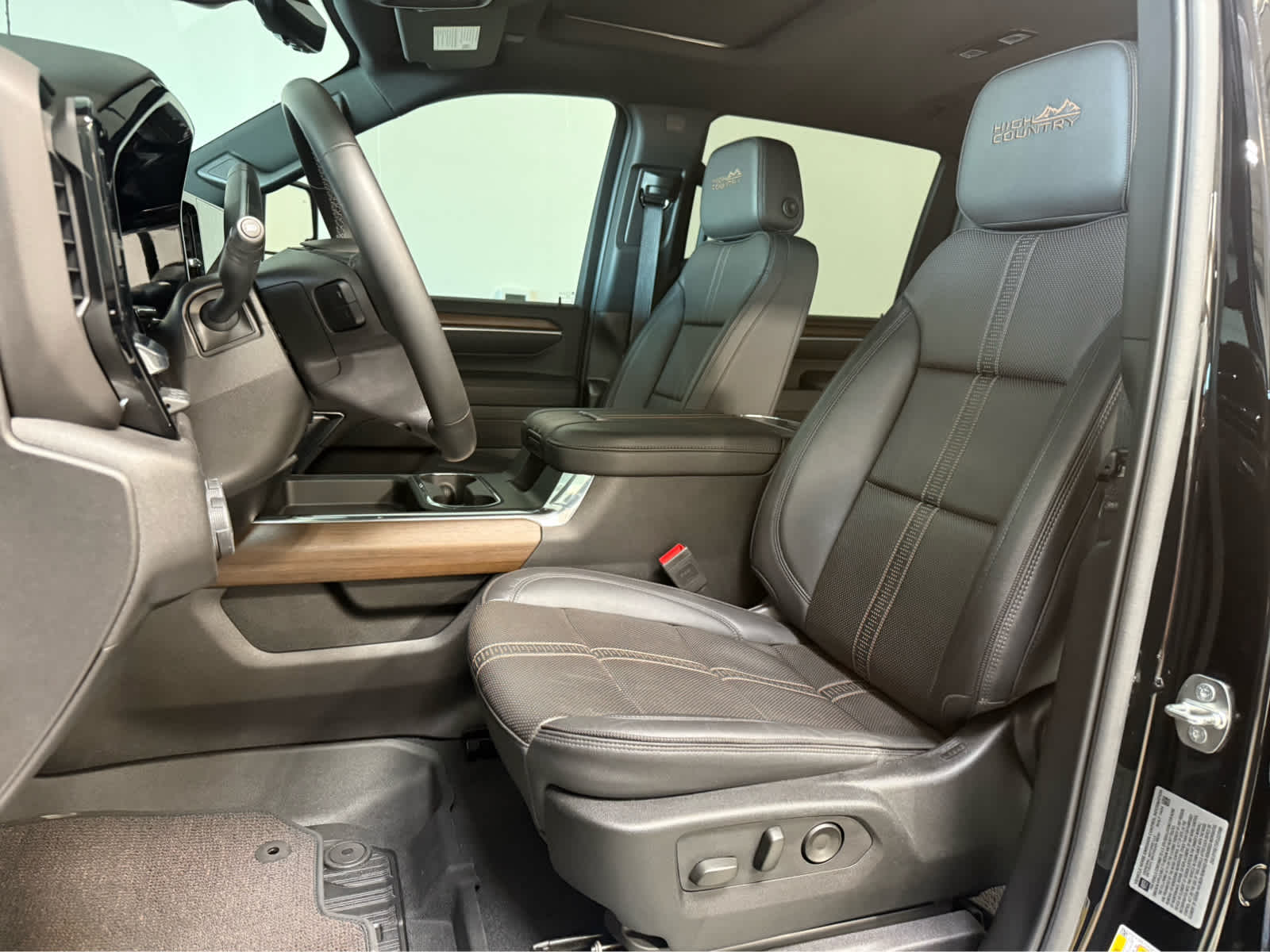 Thumbnail: 2024 Chevrolet Silverado 2500 - 13