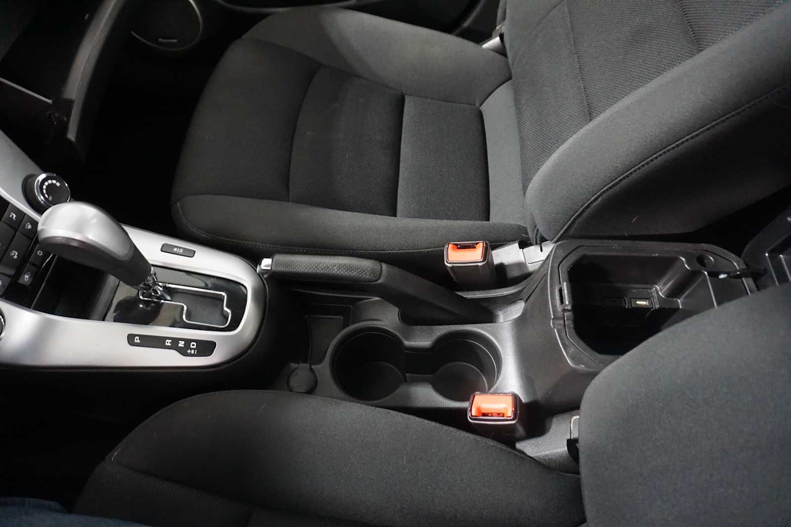 Thumbnail: 2016 Chevrolet Cruze - 22