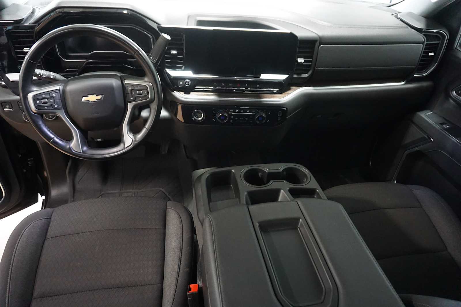 Thumbnail: 2024 Chevrolet Silverado 1500 - 16