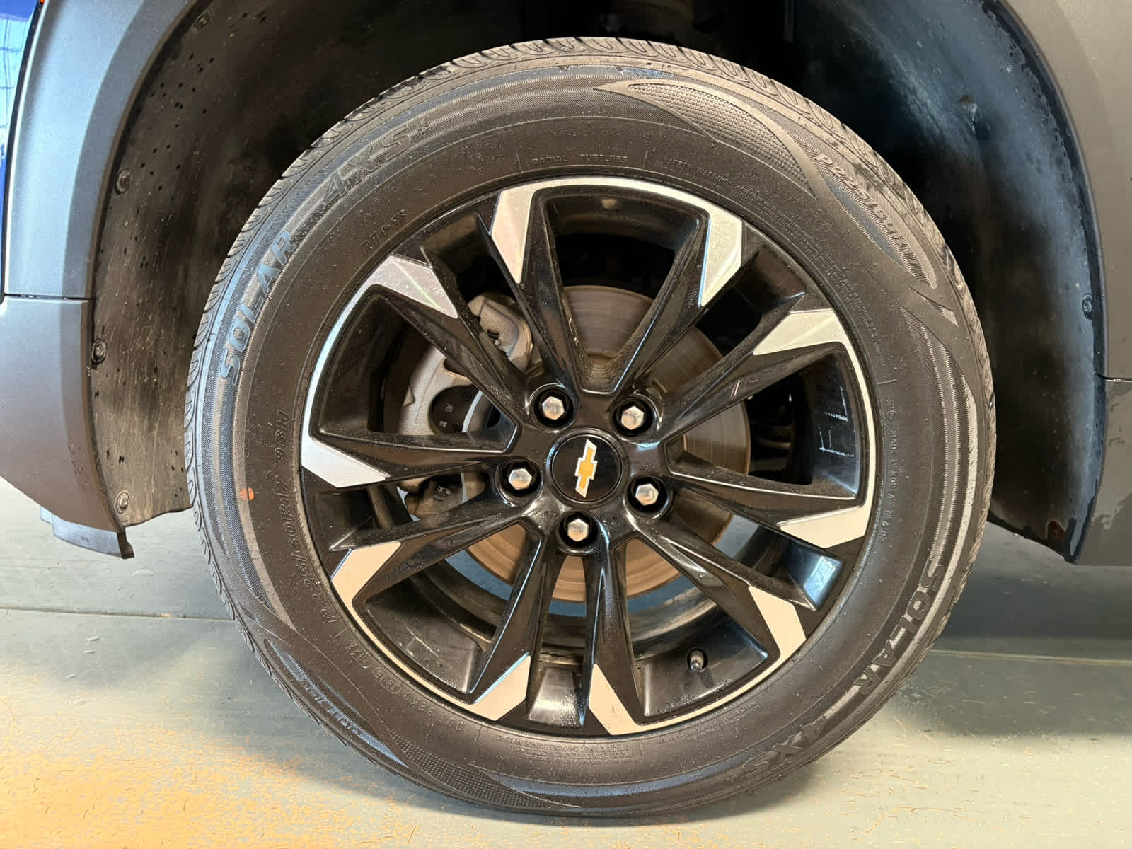 Thumbnail: 2023 Chevrolet TrailBlazer - 11