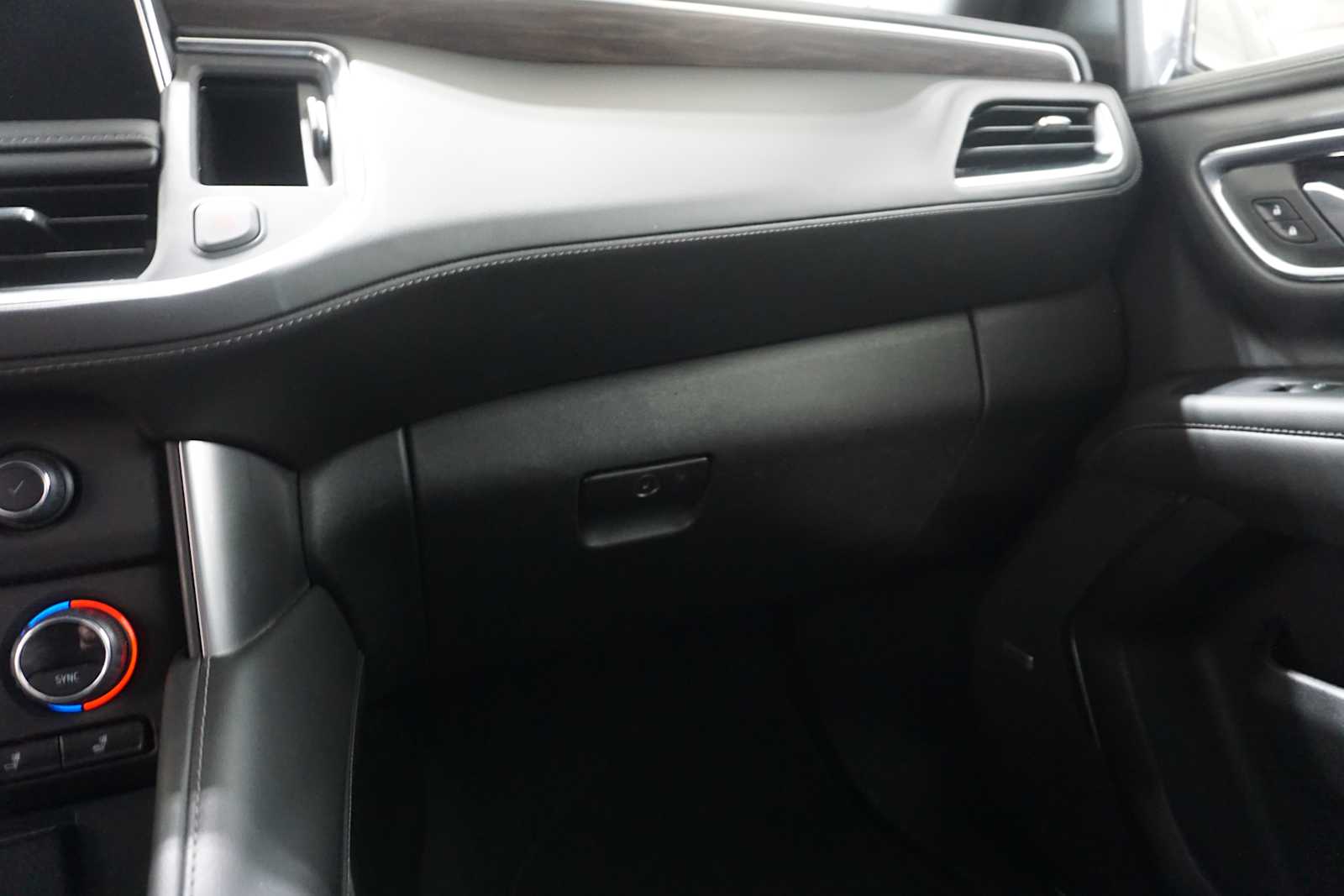 Thumbnail: 2023 Chevrolet Tahoe - 20