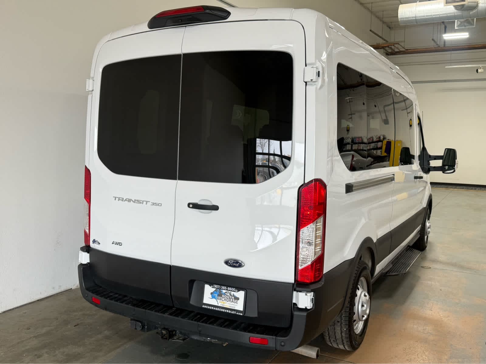 Thumbnail: 2023 Ford Econoline - 7