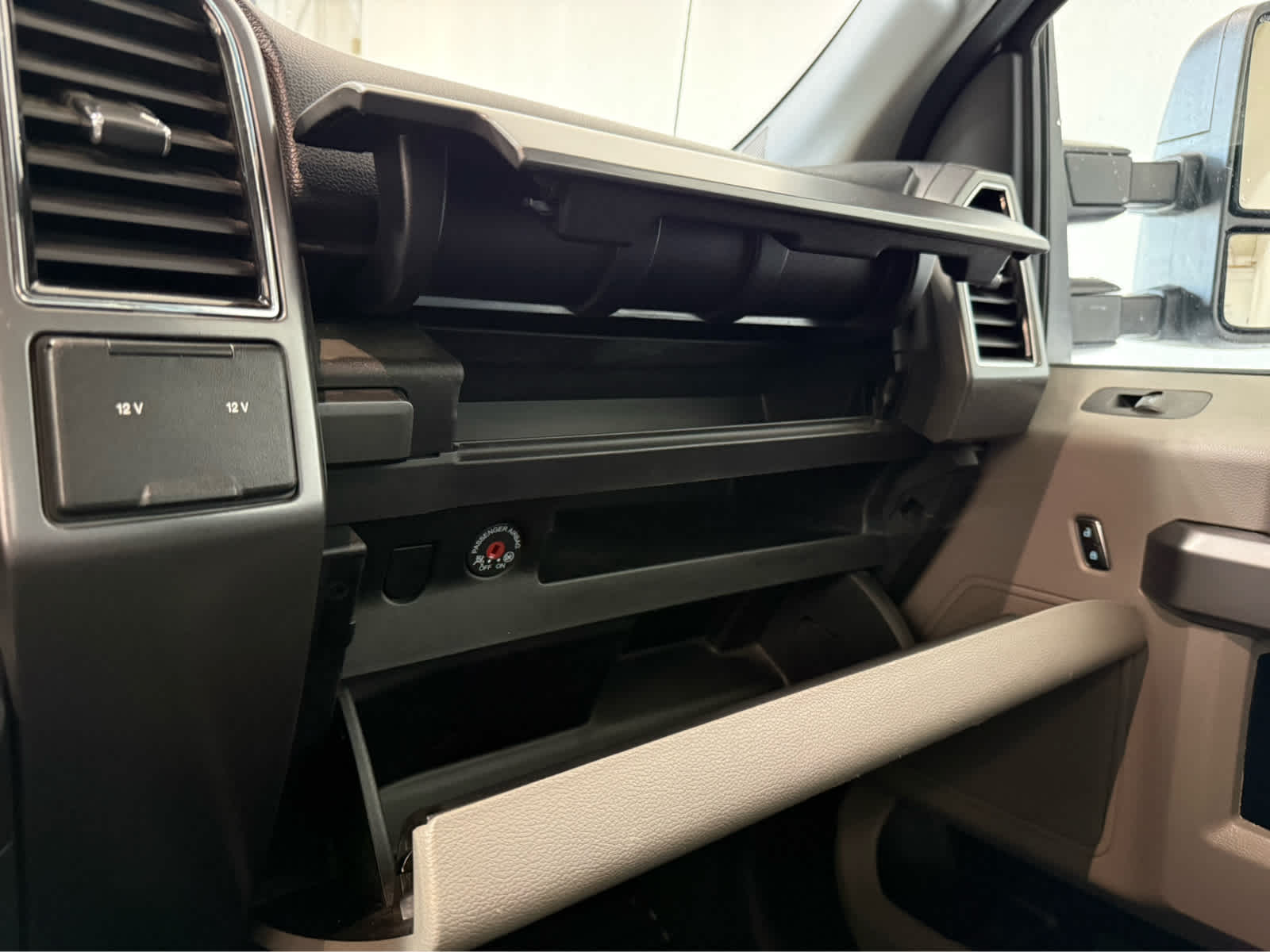 Thumbnail: 2019 Ford F-350 - 19