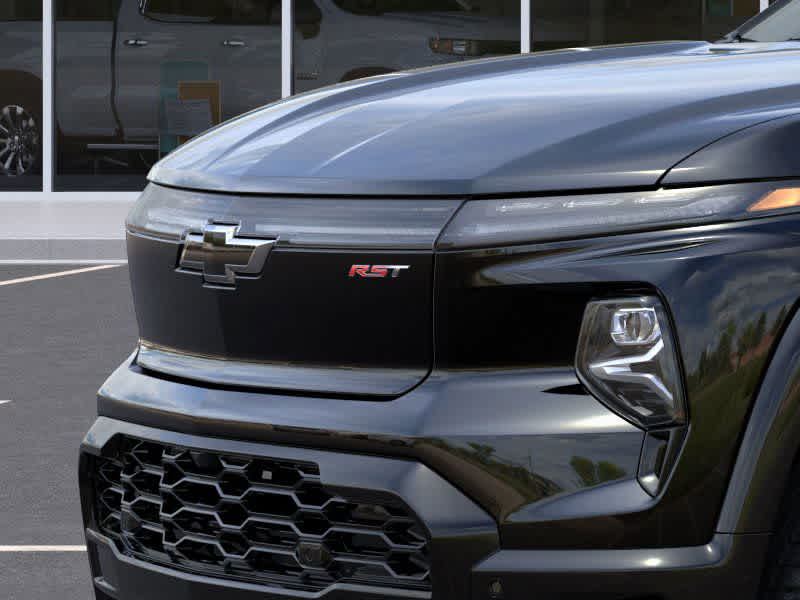 Thumbnail: 2024 Chevrolet Silverado EV - 13