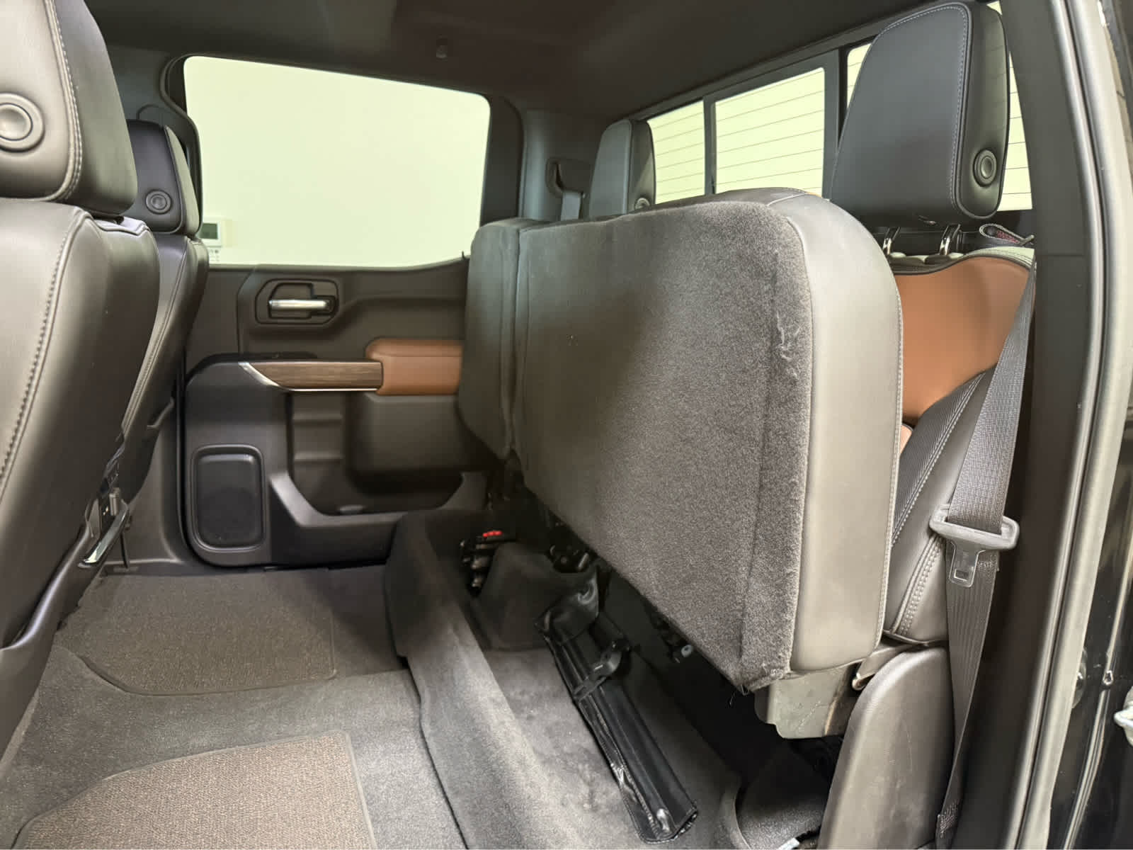 Thumbnail: 2020 Chevrolet Silverado 1500 - 16
