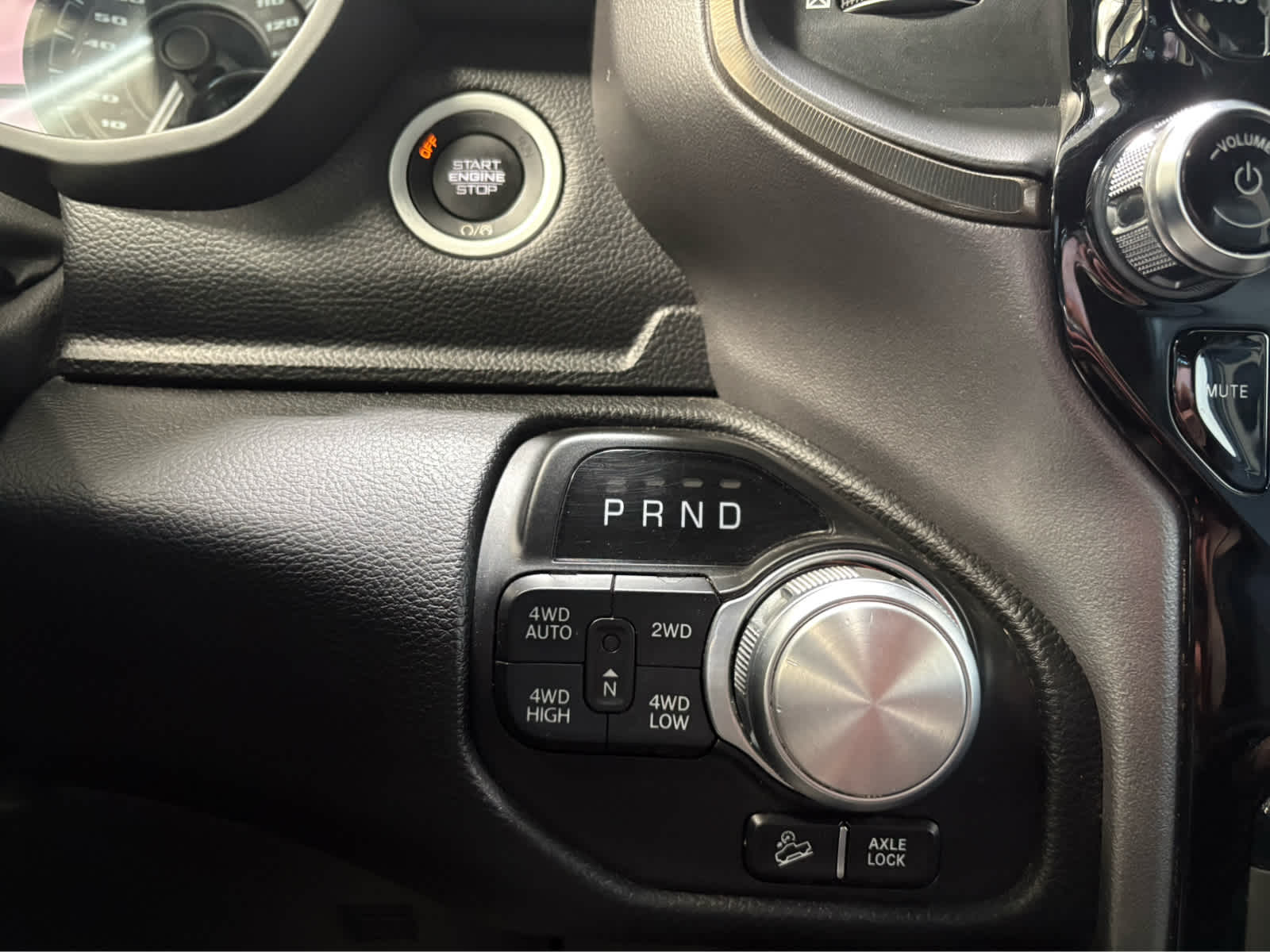 Thumbnail: 2020 RAM 1500 - 21