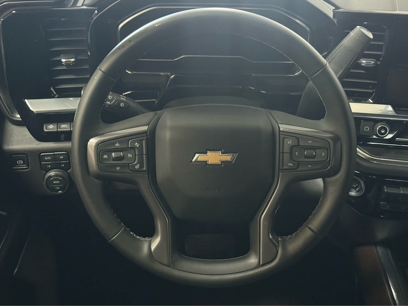 Thumbnail: 2024 Chevrolet Silverado 2500 - 18