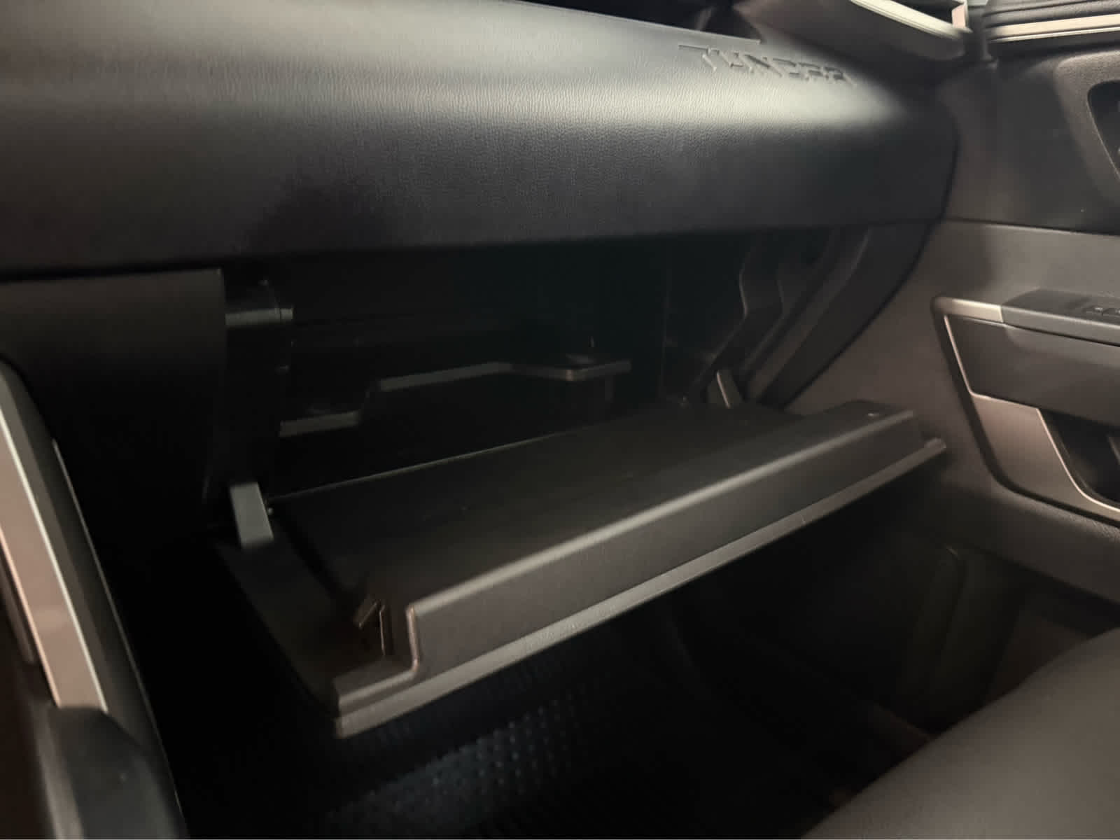 Thumbnail: 2025 Toyota Tundra - 25